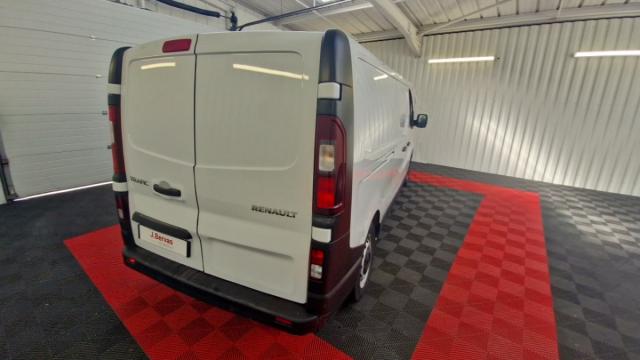 Renault Trafic image 9