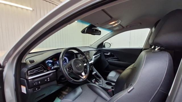 Kia Niro image 5