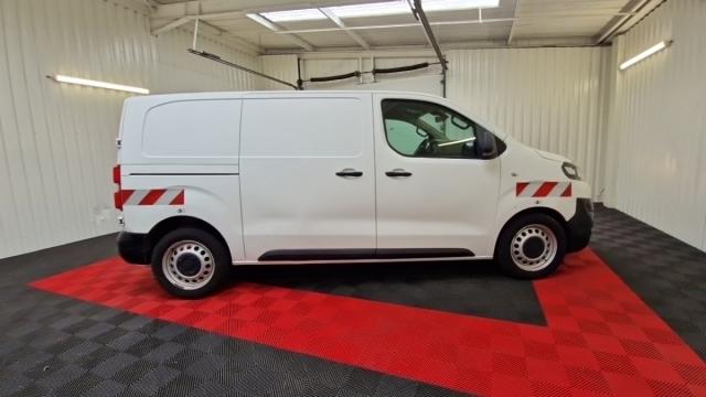 Citroen Jumpy image 3