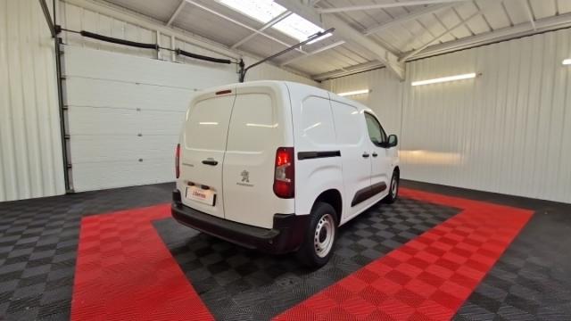 Peugeot Partner image 1