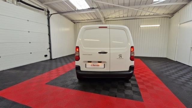 Peugeot Partner image 2