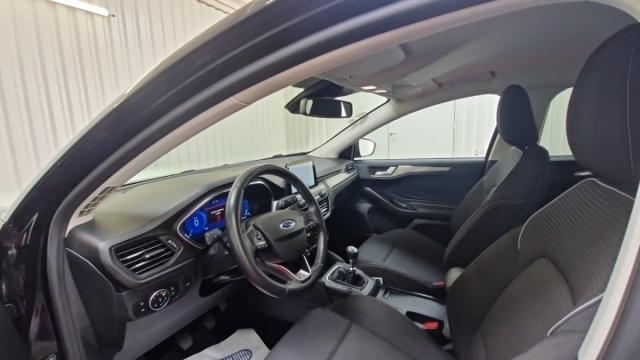 Ford Focus image 9