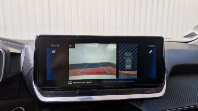 Peugeot 2008 image 1