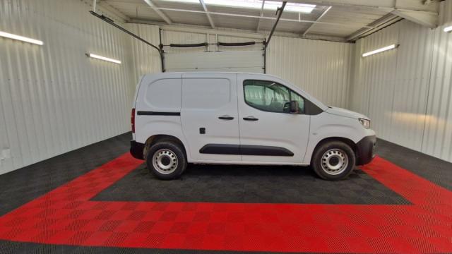 Peugeot Partner image 2