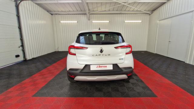 Renault Captur image 9