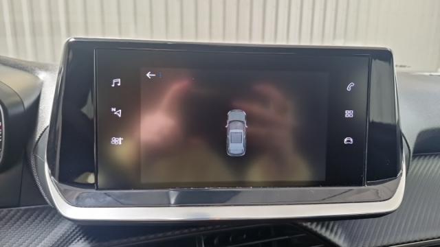 Peugeot 2008 image 3