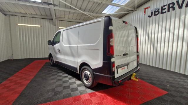 Renault Trafic image 8