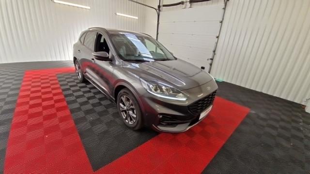 Ford Kuga image 2