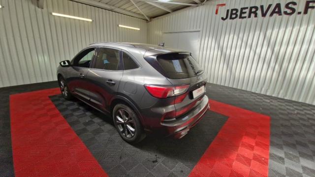 Ford Kuga image 5