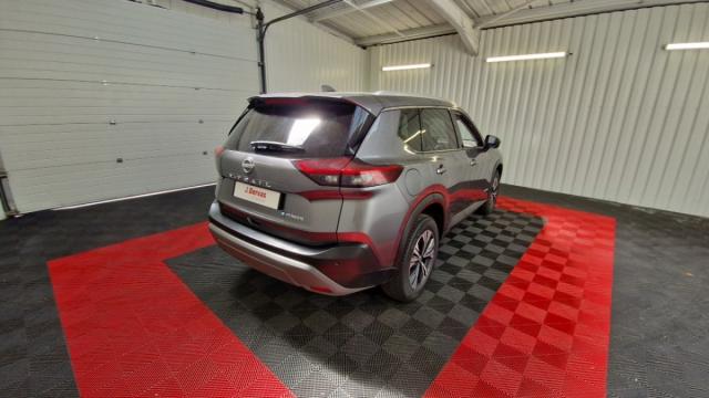 Nissan X-Trail image 1