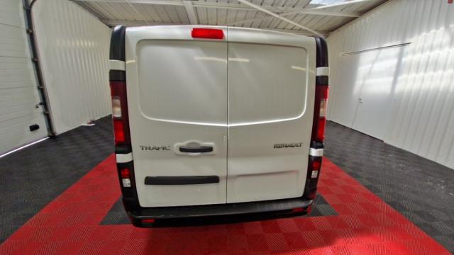 Renault Trafic image 8
