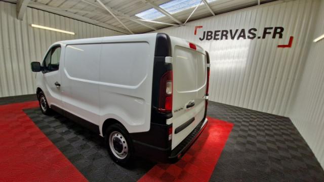 Renault Trafic image 2