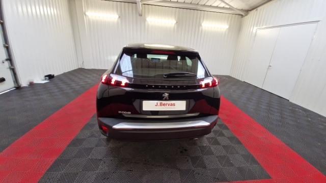 Peugeot 2008 image 9