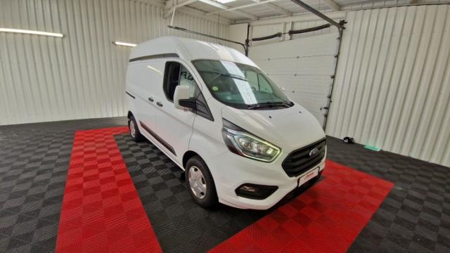 Ford Transit Custom image 2