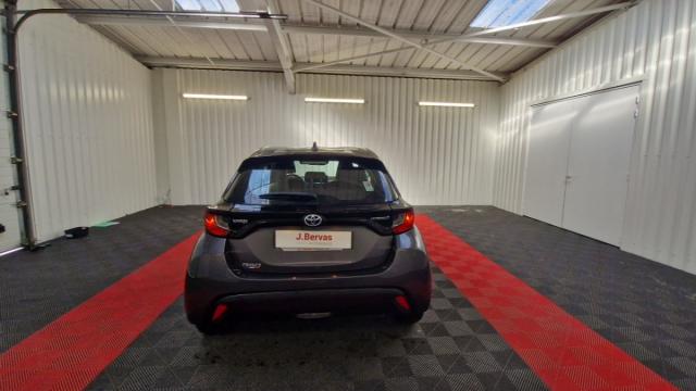 Toyota Yaris image 8