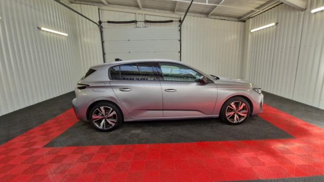 Peugeot 308 image 1