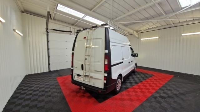 Renault Trafic image 8