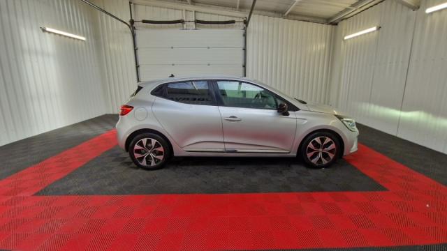 Renault Clio image 8