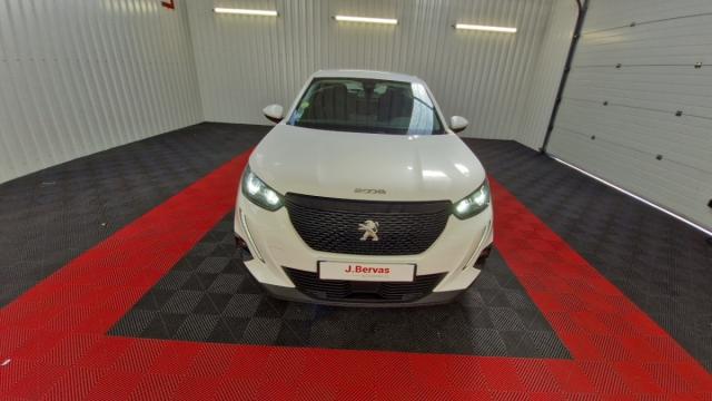 Peugeot 2008 image 1