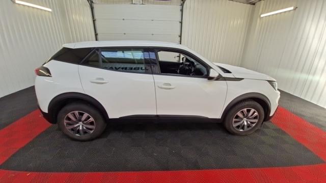 Peugeot 2008 image 8