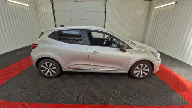Renault Clio image 6