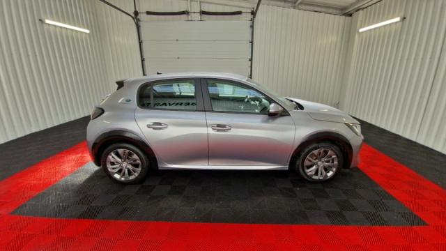 Peugeot E-208 image 6