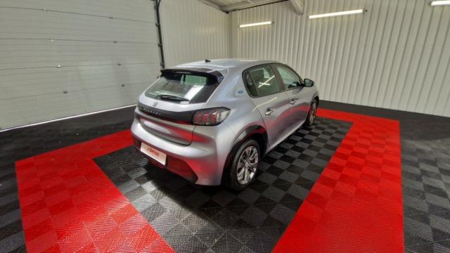 Peugeot E-208 image 7