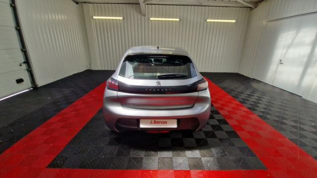 Peugeot E-208 image 2