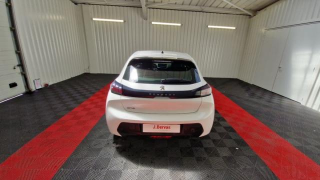 Peugeot 208 image 4