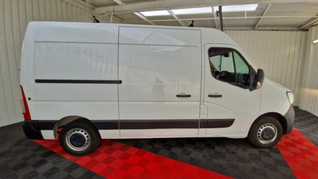 Renault Master image 1