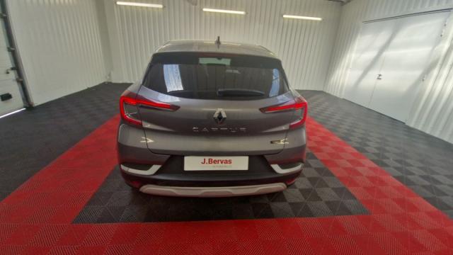Renault Captur image 8