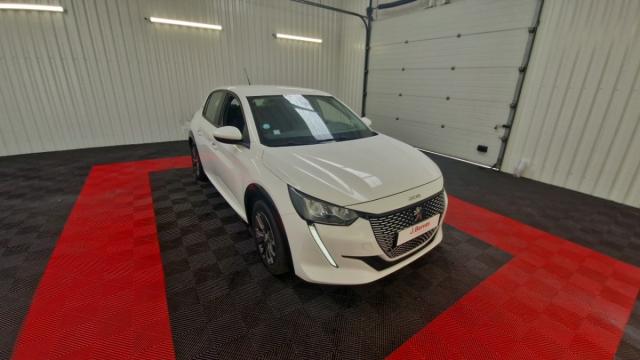 Peugeot 208 image 2