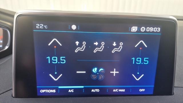 Peugeot 3008 image 4