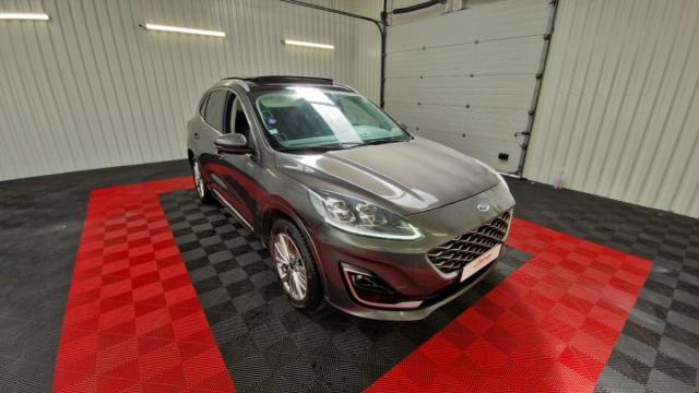 Ford Kuga image 2
