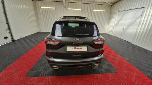 Ford Kuga image 3