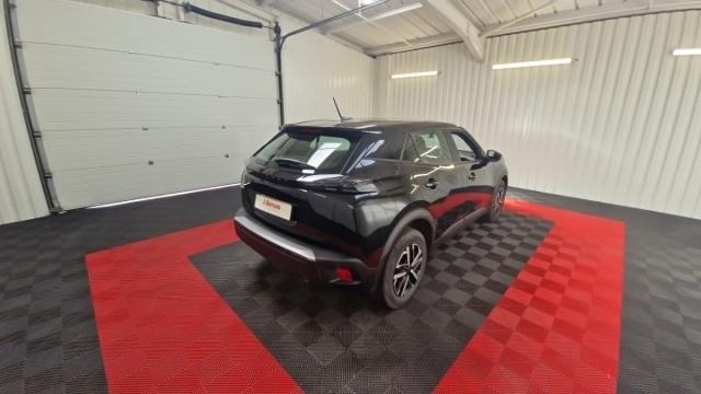 Peugeot 2008 image 2