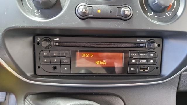 Renault Kangoo Express image 2