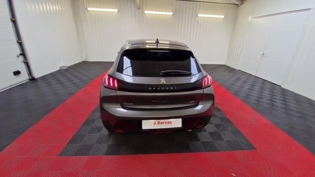 Peugeot 208 image 3
