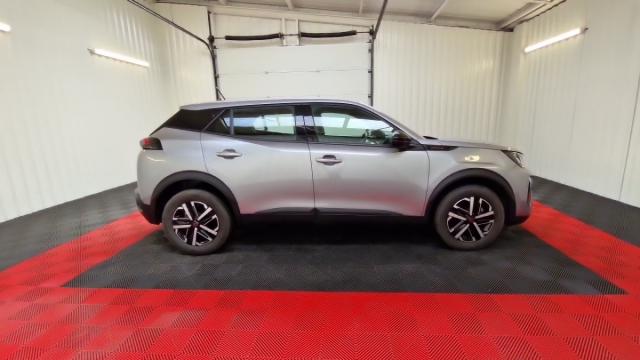 Peugeot 2008 image 1