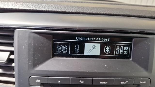 Peugeot Expert image 2