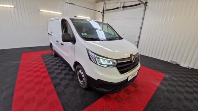 Renault Trafic image 3