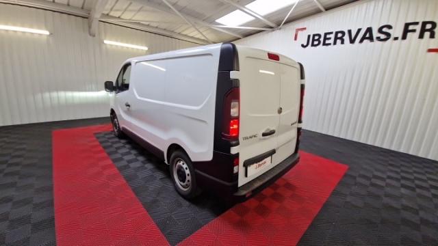 Renault Trafic image 9