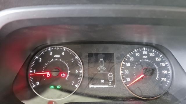 Renault Trafic image 2