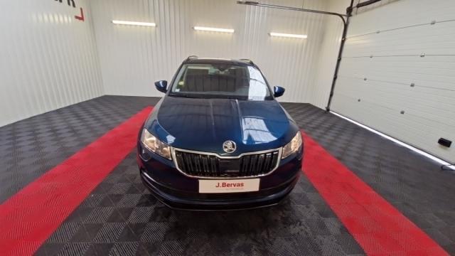 Skoda Karoq image 6
