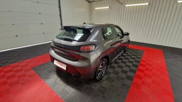 Peugeot 208 image 6