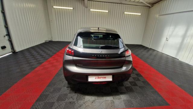 Peugeot 208 image 1