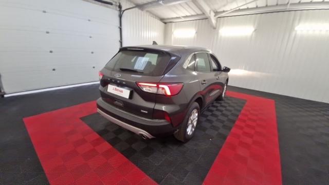 Ford Kuga image 9