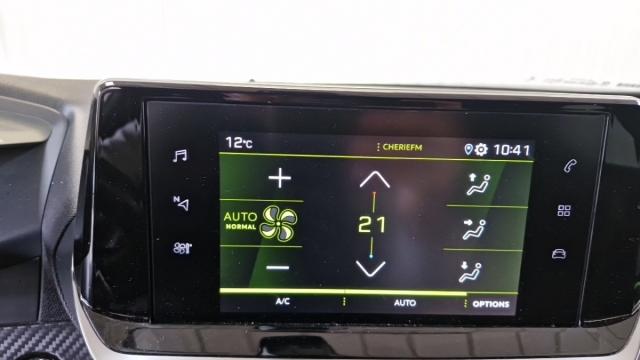 Peugeot 2008 image 5