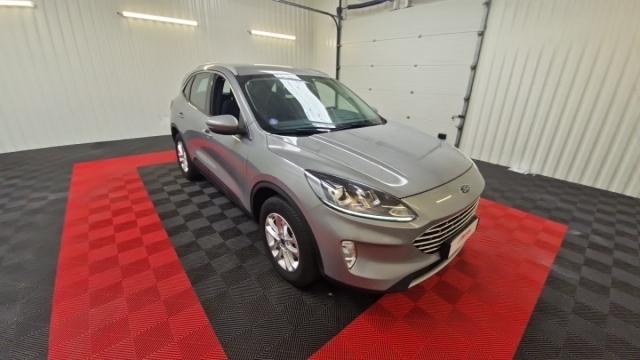 Ford Kuga image 3
