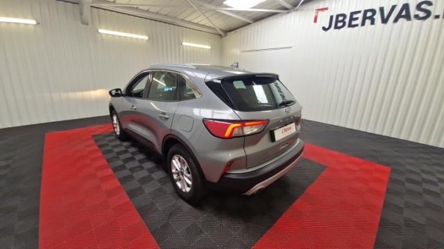 Ford Kuga image 5